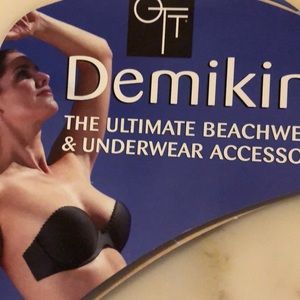 Demkini strapless and backless bra